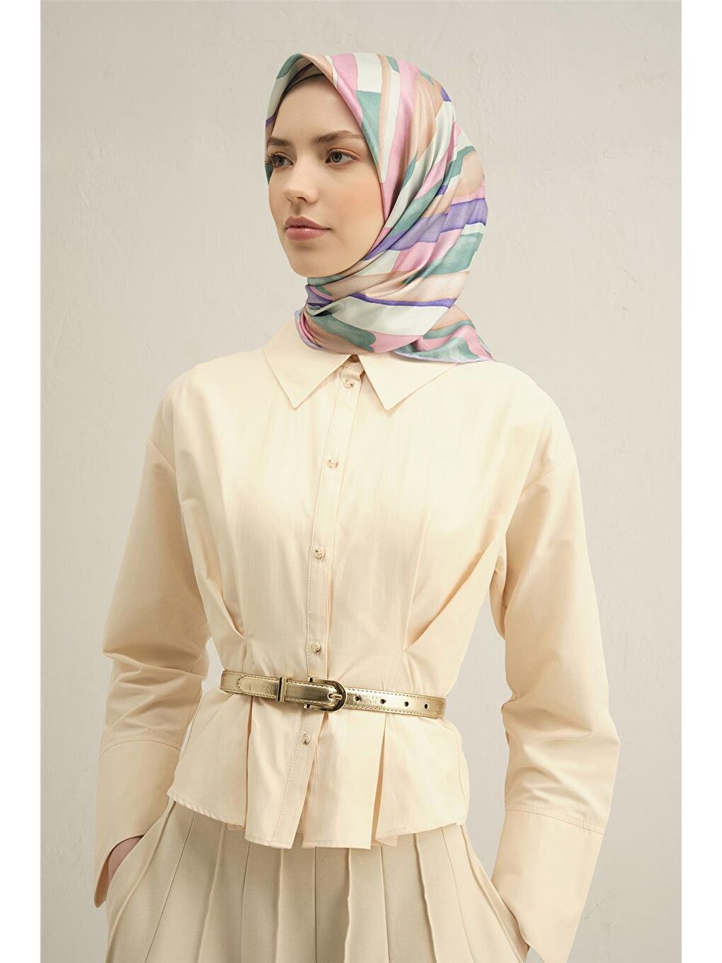 Karışık Çiçek Desenli Saf İpek Sura Eşarp 9306 38-1