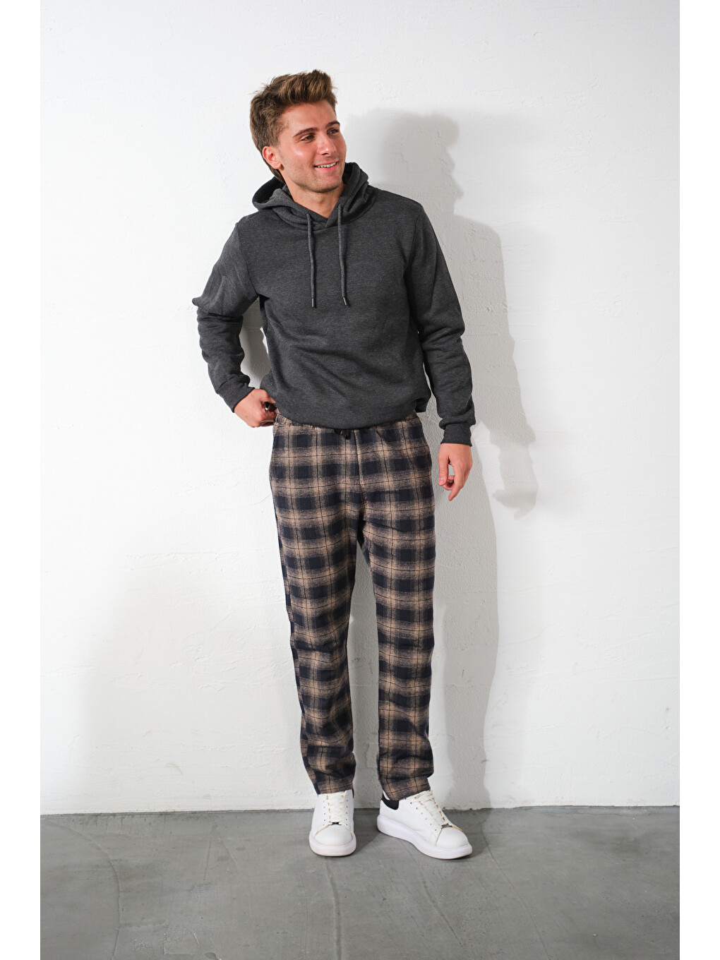 Bej Ekoseli Flanel Pijama Altı Rahat Kesim Dar Paça Pamuklu-1