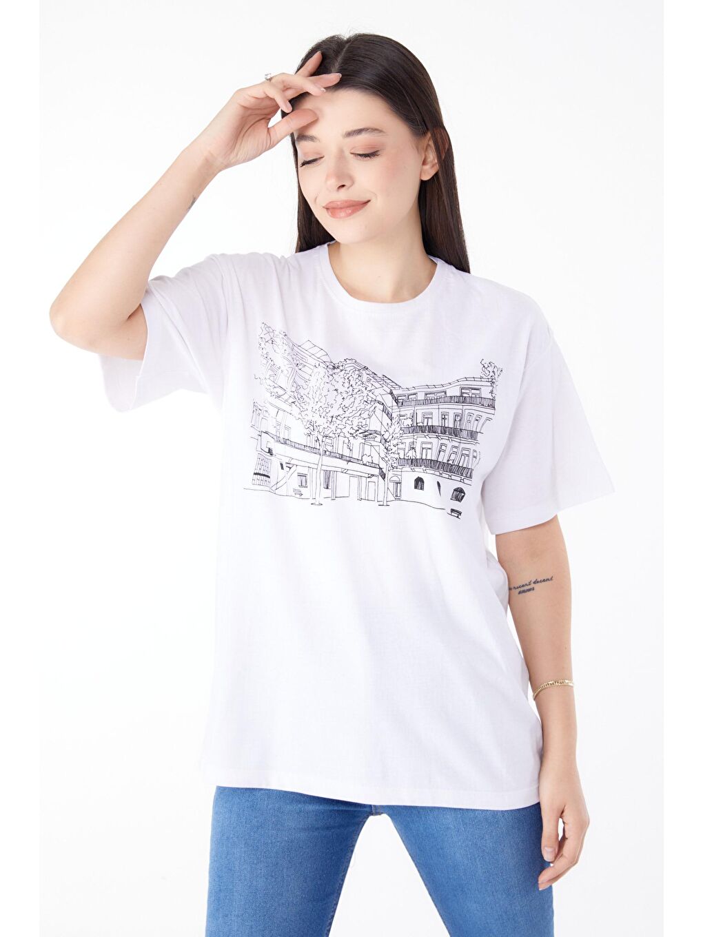 TOFİSA Beyaz Düz Bisiklet Yaka Kadın Beyaz Baskılı Kısa Kollu T-Shirt  - 25389 - 1