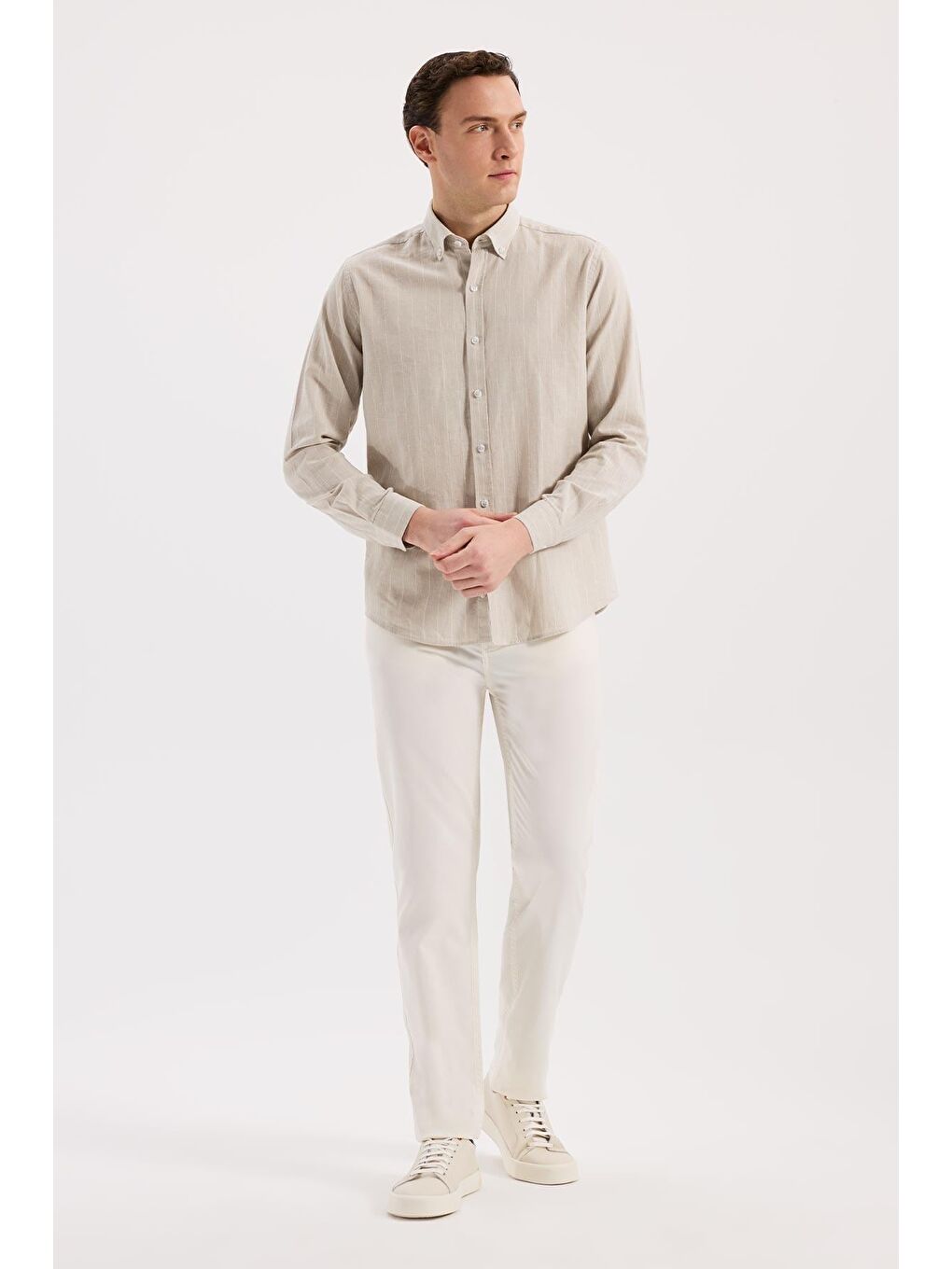 Bej Comfort Fit  Düğmeli Yaka Pamuklu Gömlek-1