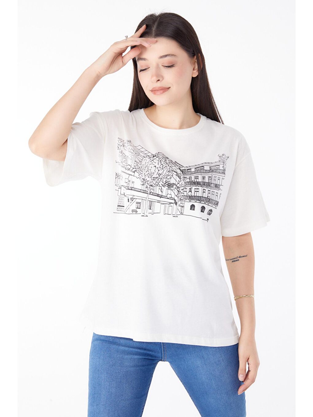 TOFİSA Ekru Düz Bisiklet Yaka Kadın Ekru Baskılı Kısa Kollu T-Shirt  - 25389