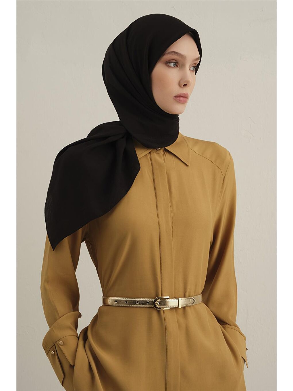 Siyah Bordürlü Lyocell Eşarp 01