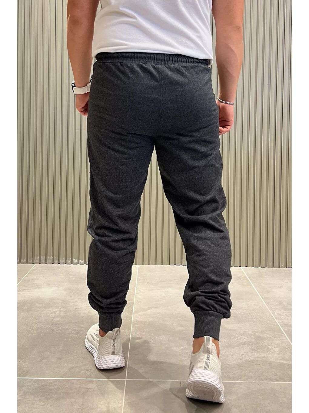 Antrasit Erkek Paça Ribanalı Jogger Eşofman Altı-2