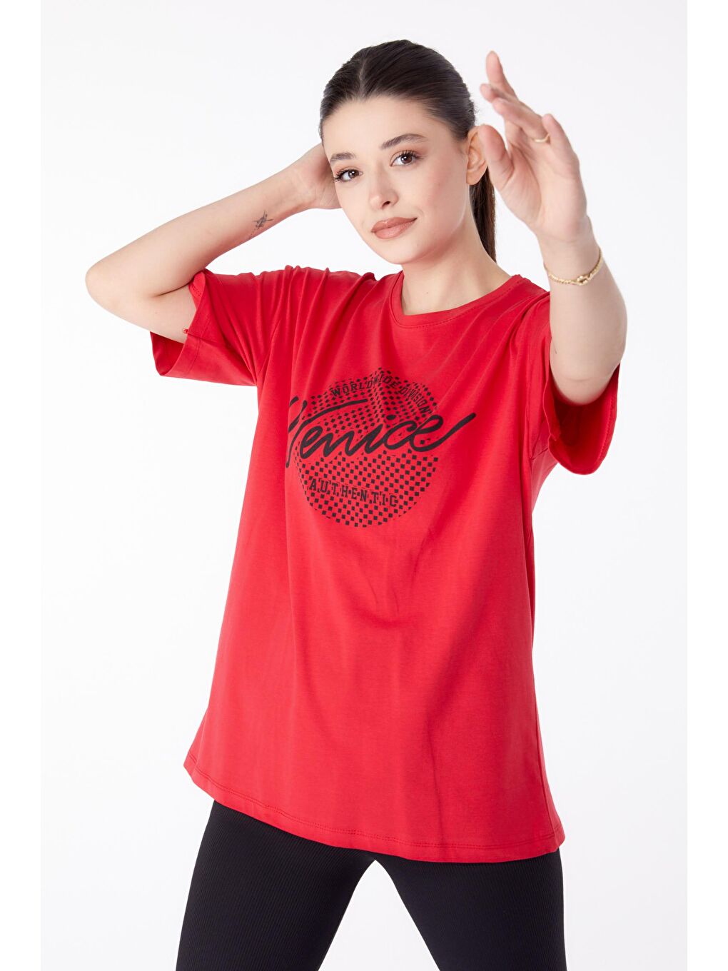 TOFİSA Kırmızı Düz Bisiklet Yaka Kadın Kırmızı Baskılı Kısa Kollu T-Shirt  - 25392 - 2