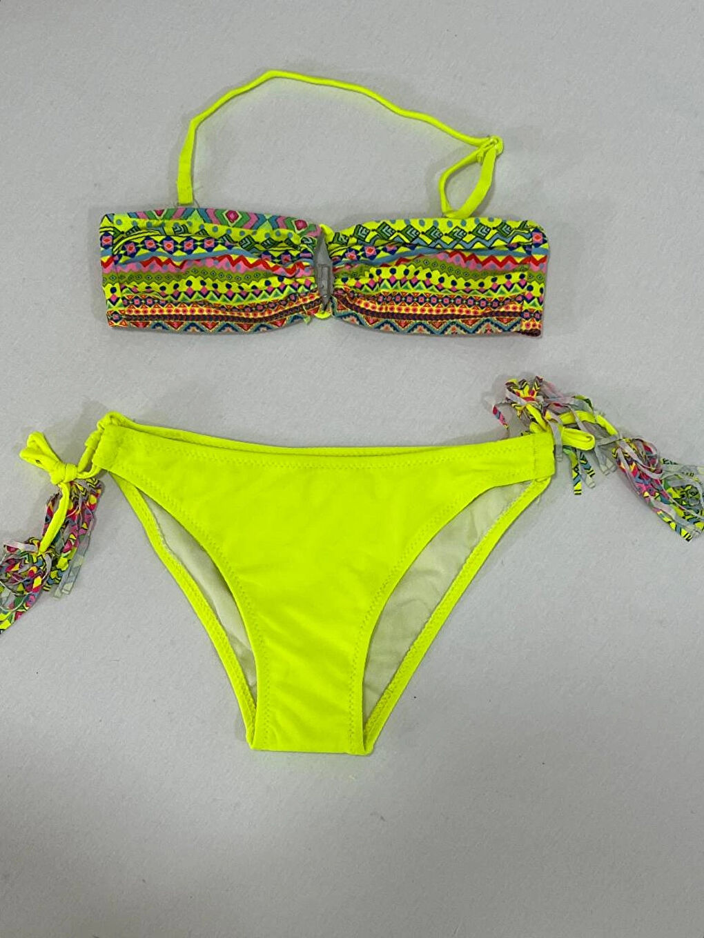 Kız Çocuk Sarı Çok Renkli İp Detaylı Astarlı 4-12 Yaş Üçgen Bikini Takım HZL24S-LC1904-1