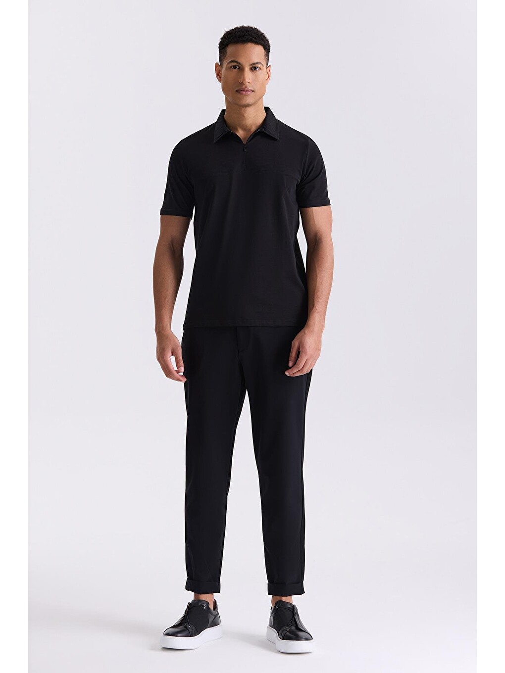 Siyah Slim Fit Fermuarlı Polo Yaka Tişört-1
