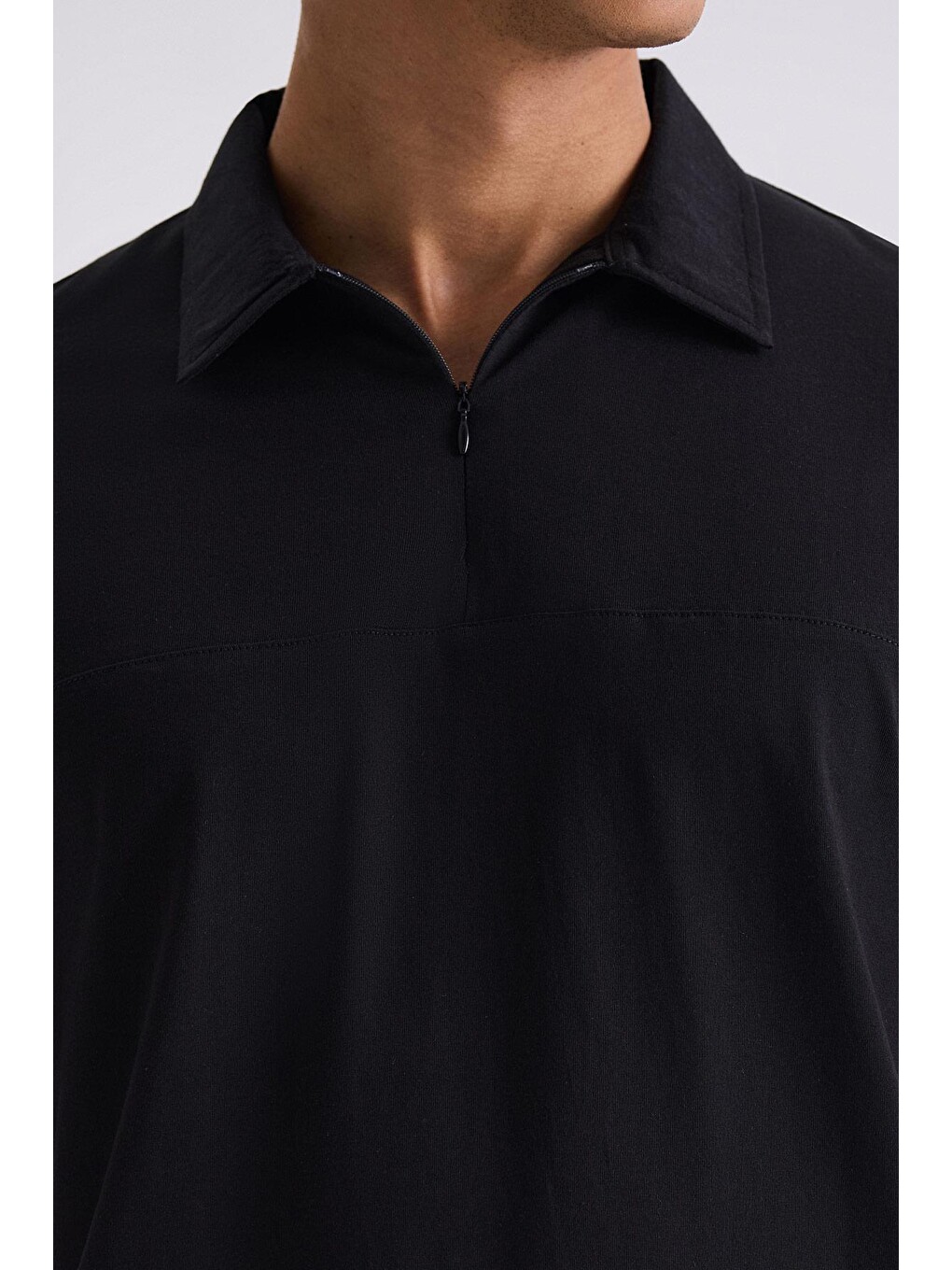 Siyah Slim Fit Fermuarlı Polo Yaka Tişört-2