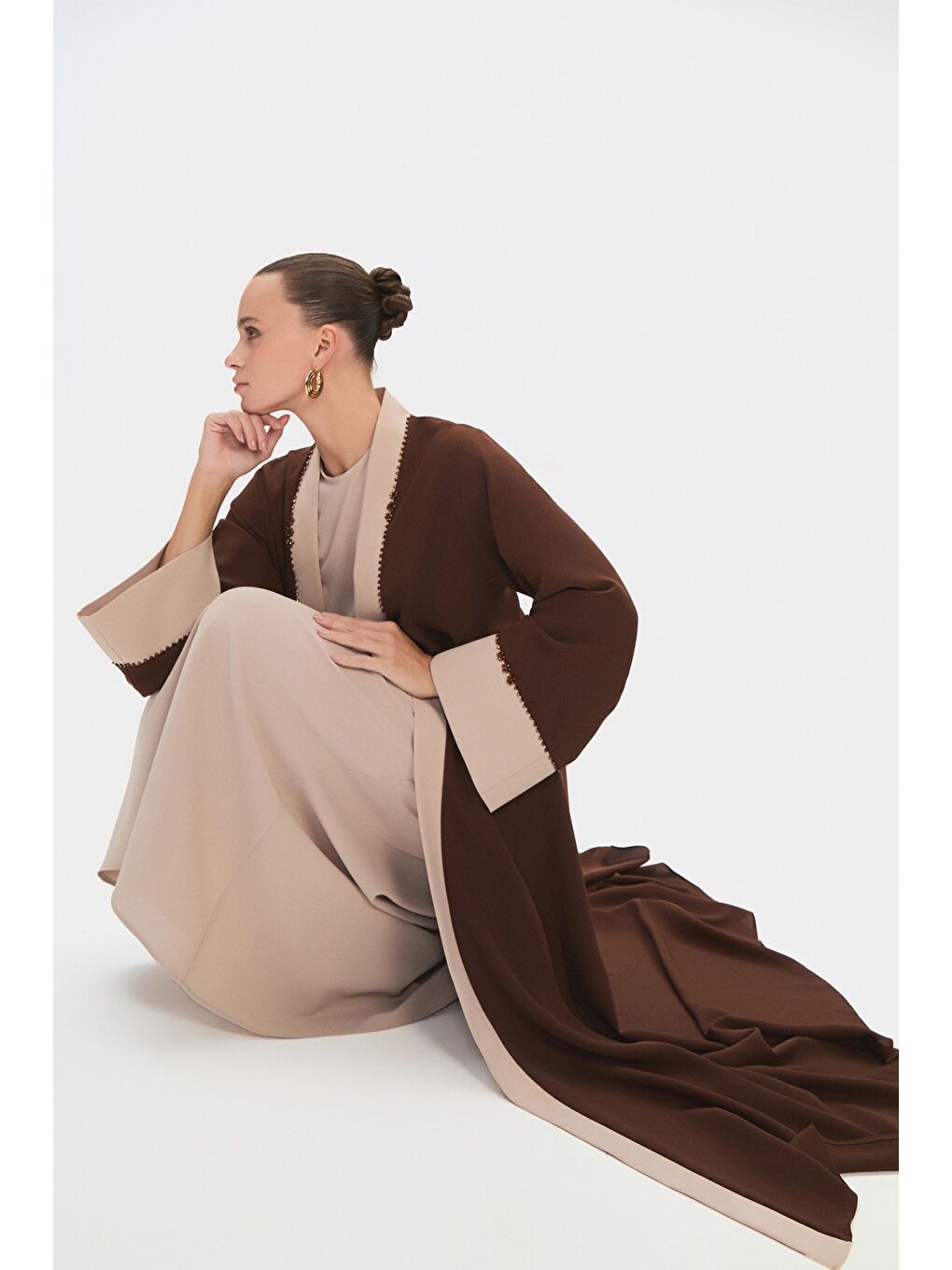 Kahverengi Kadın Bisiklet Yaka Renk Bloklu Belden Bağlama Detaylı Abaya-2