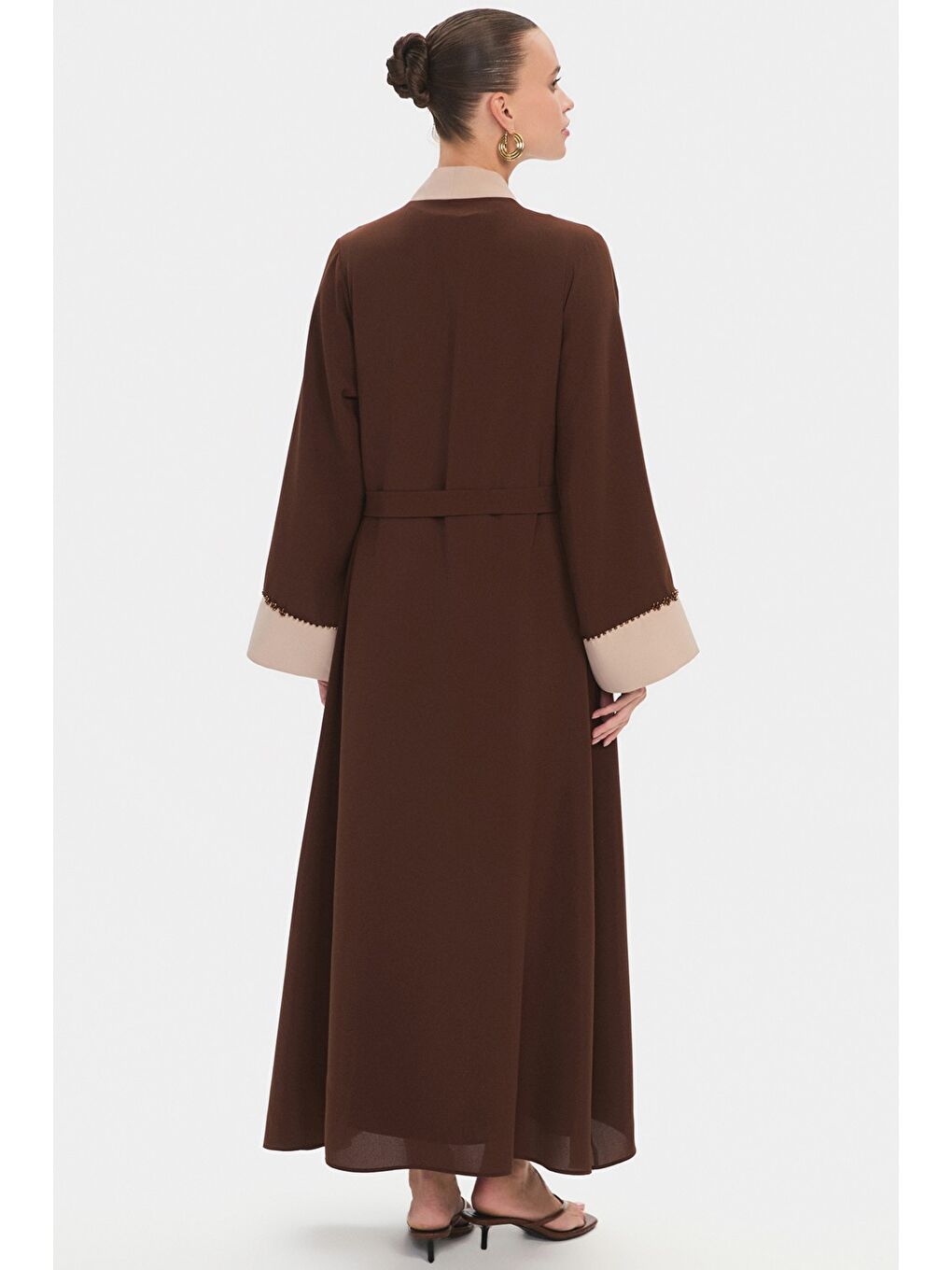 Kahverengi Kadın Bisiklet Yaka Renk Bloklu Belden Bağlama Detaylı Abaya-3