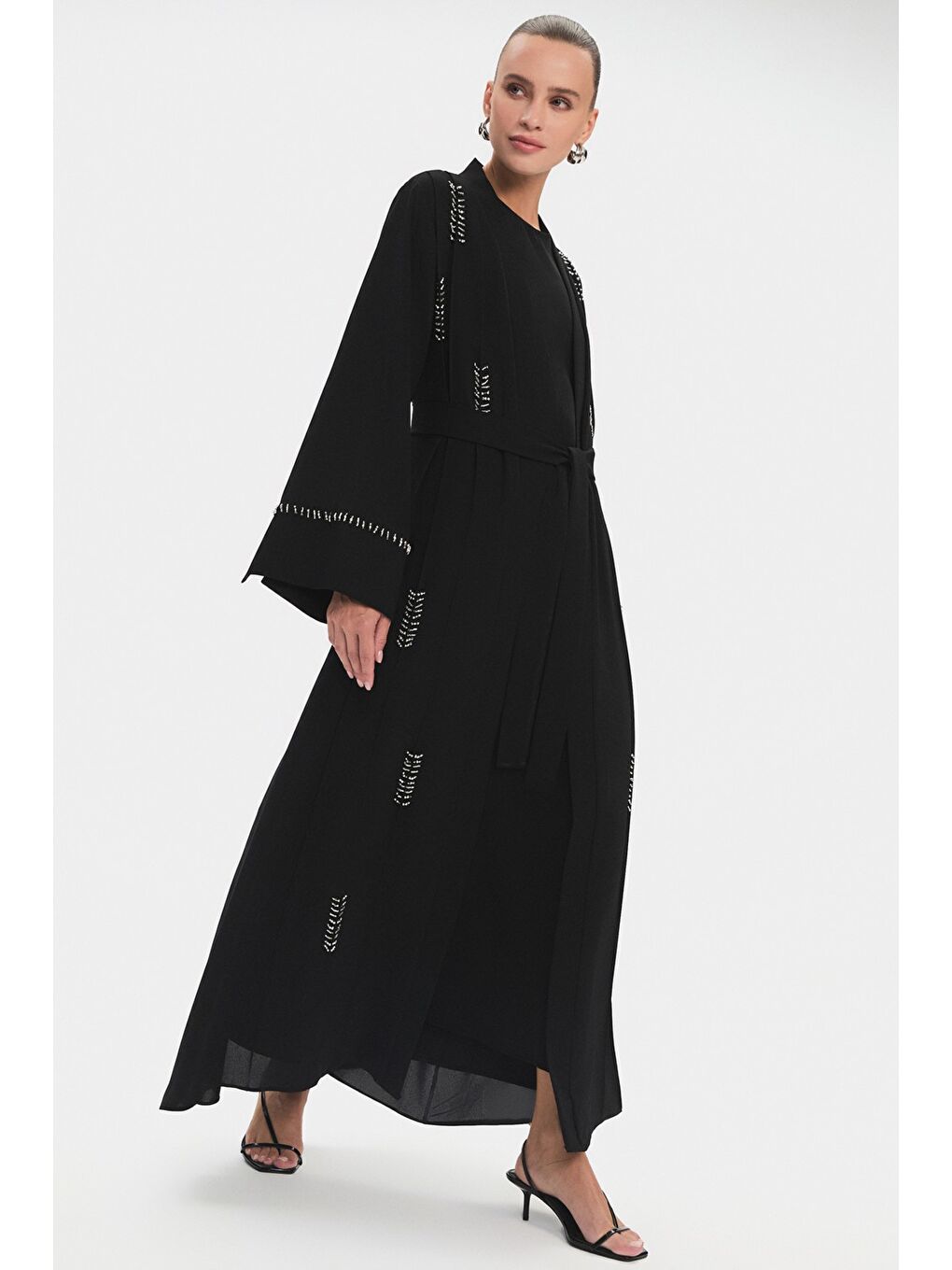Siyah Kadın Bisiklet Yaka Işleme Detaylı Belden Bağlamalı Abaya-1