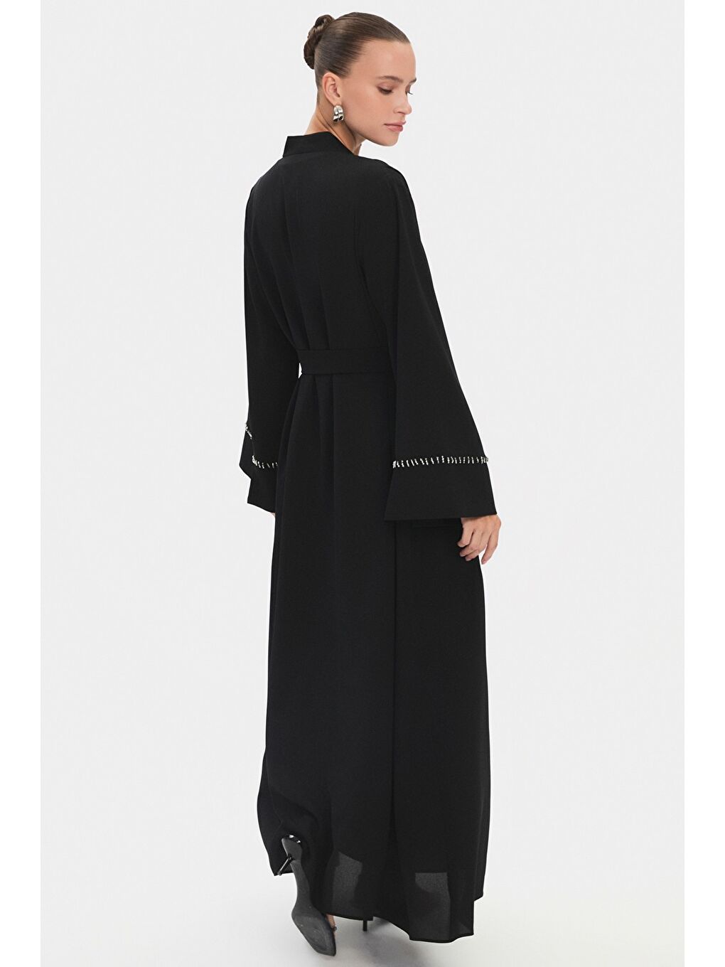 Siyah Kadın Bisiklet Yaka Işleme Detaylı Belden Bağlamalı Abaya-3