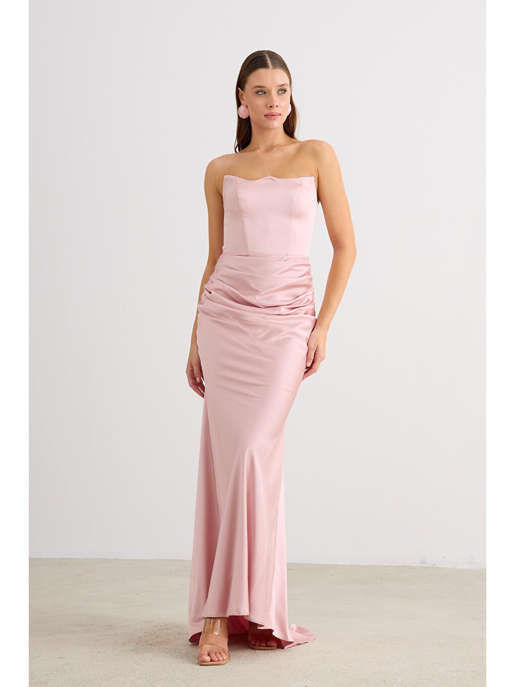 Pembe Pudra Straplez Uzun Saten Abiye Elbise-2