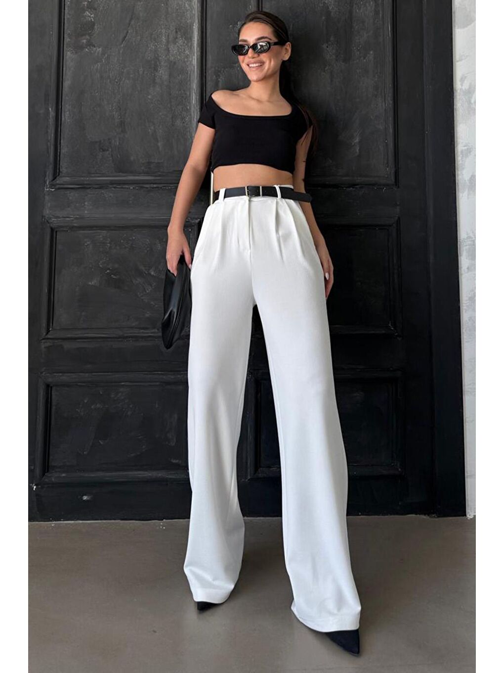 Beyaz Çift Pileli Kemerli Pantolon Mg2330-1