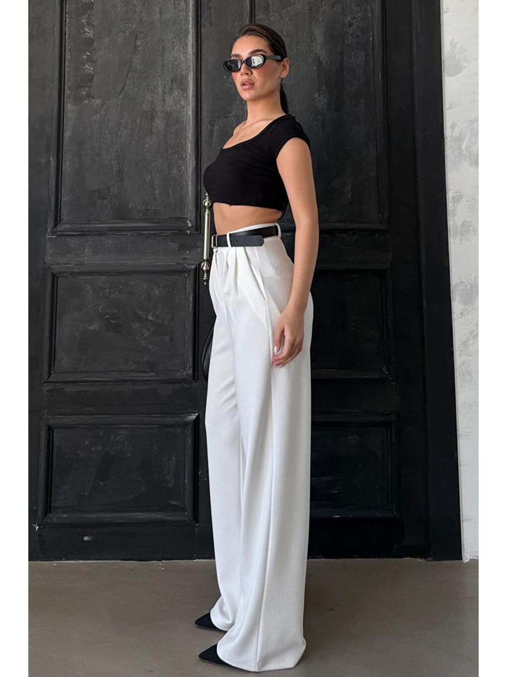 Beyaz Çift Pileli Kemerli Pantolon Mg2330-3