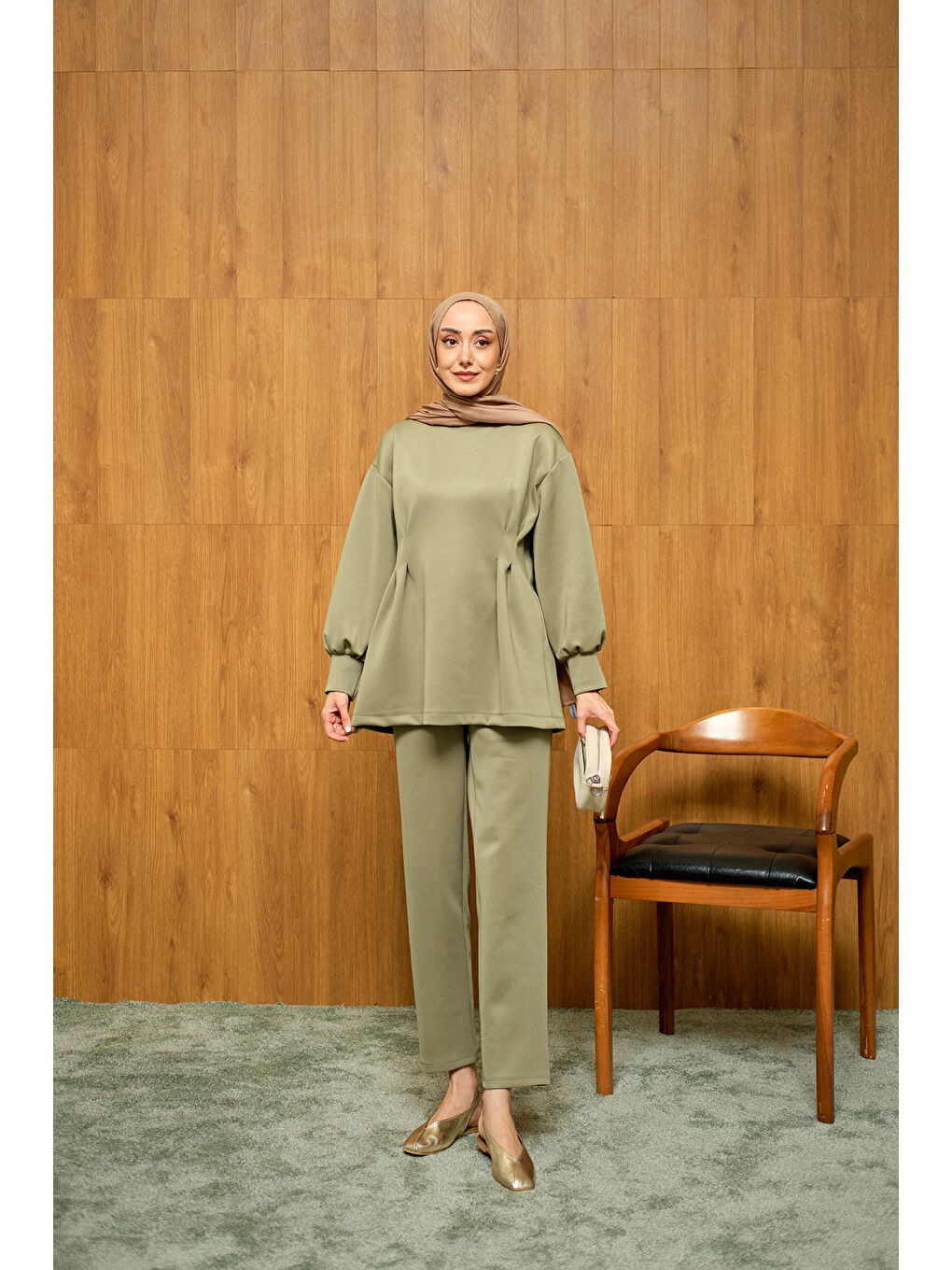 Kadın Önden Pileli Takım Yeşil-3