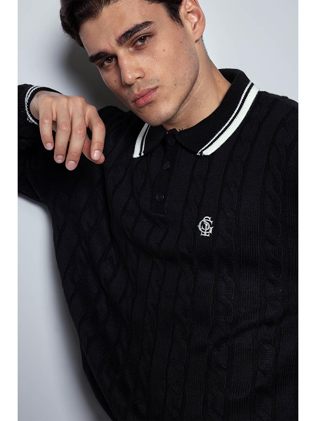 Erkek Oversize Polo Yaka Örgü Desenli Triko Kazak Siyah-1