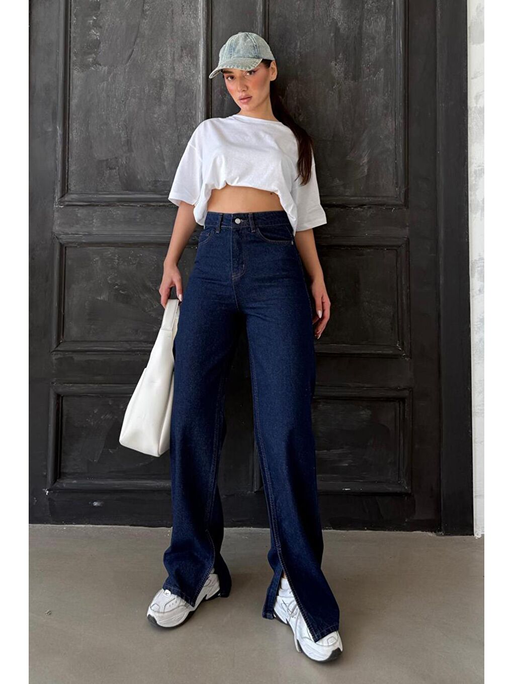 Koyu Mavi Yüksek Bel Paçası Yırtmaçlı Kadın Jean Mg1384-1