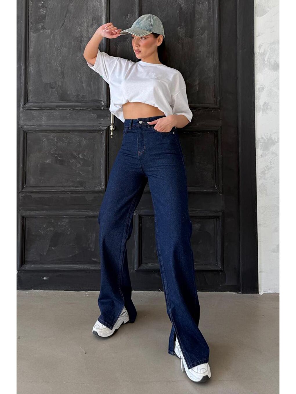 Koyu Mavi Yüksek Bel Paçası Yırtmaçlı Kadın Jean Mg1384-3