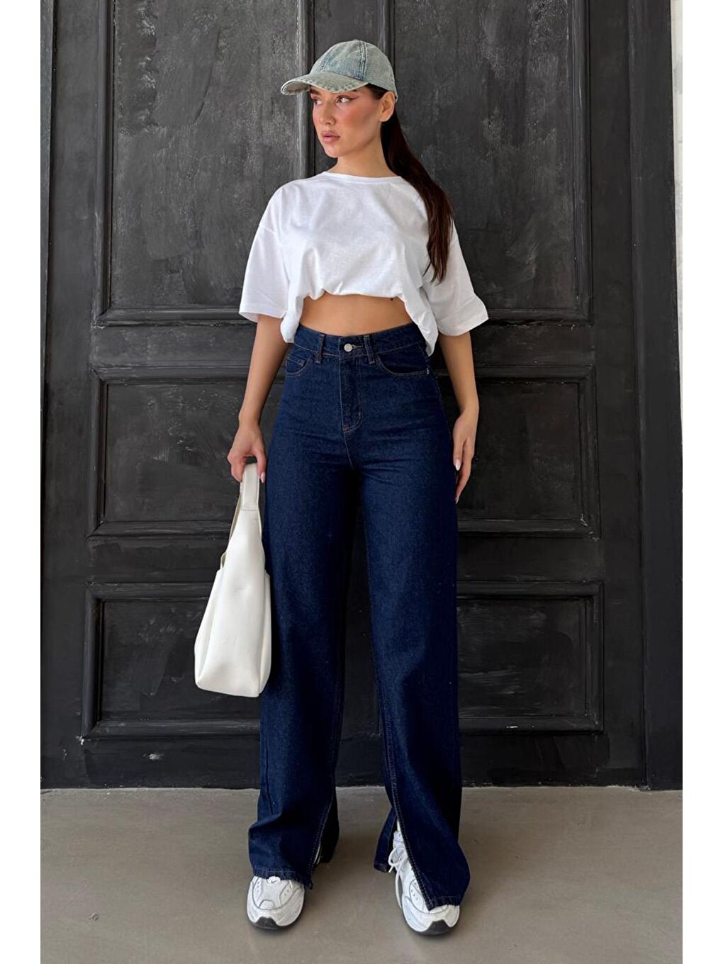 Koyu Mavi Yüksek Bel Paçası Yırtmaçlı Kadın Jean Mg1384-6