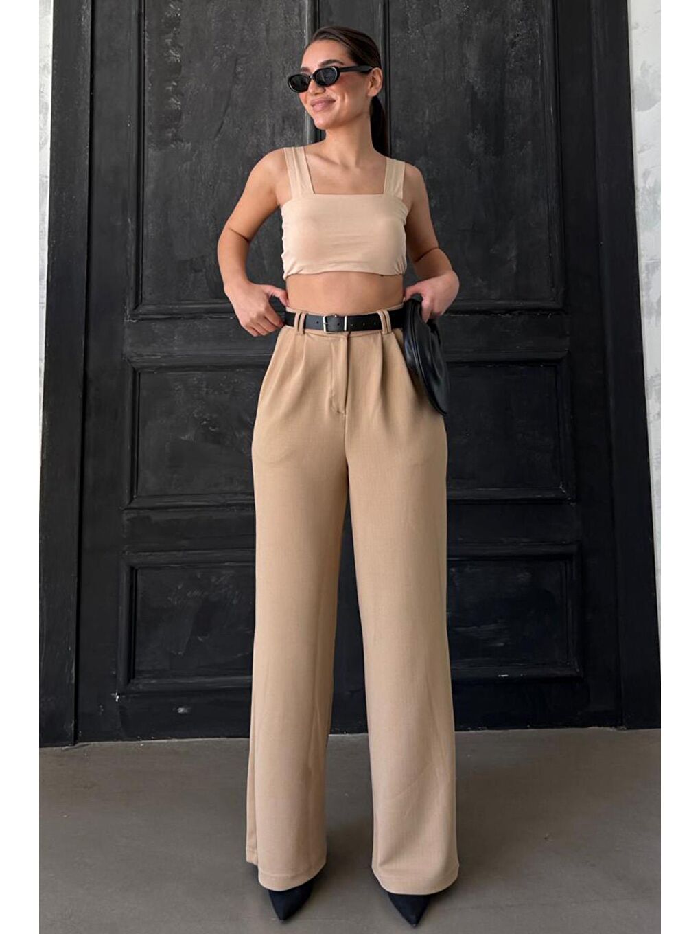 Bej Çift Pileli Kemerli Pantolon Mg2330