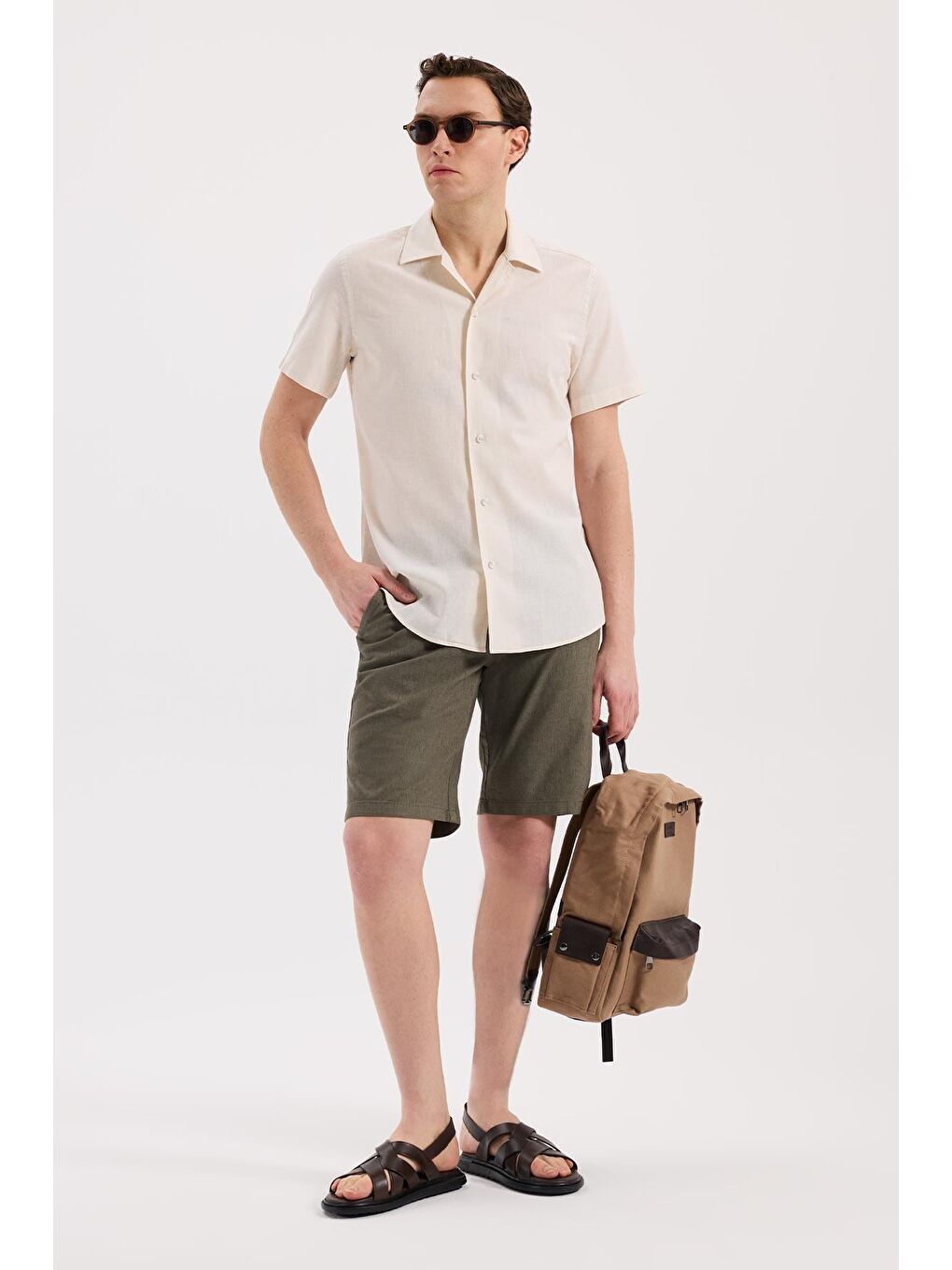 Ekru Krem  Comfort Fit Klasik Yaka Kısa Kol Gömlek-1