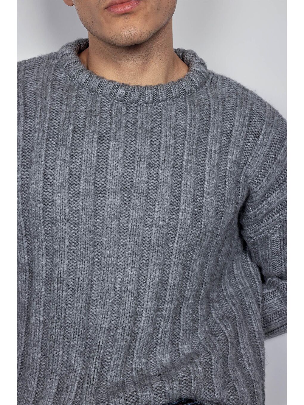 Erkek Oversize Kalın Fitilli Triko Kazak Gri-3