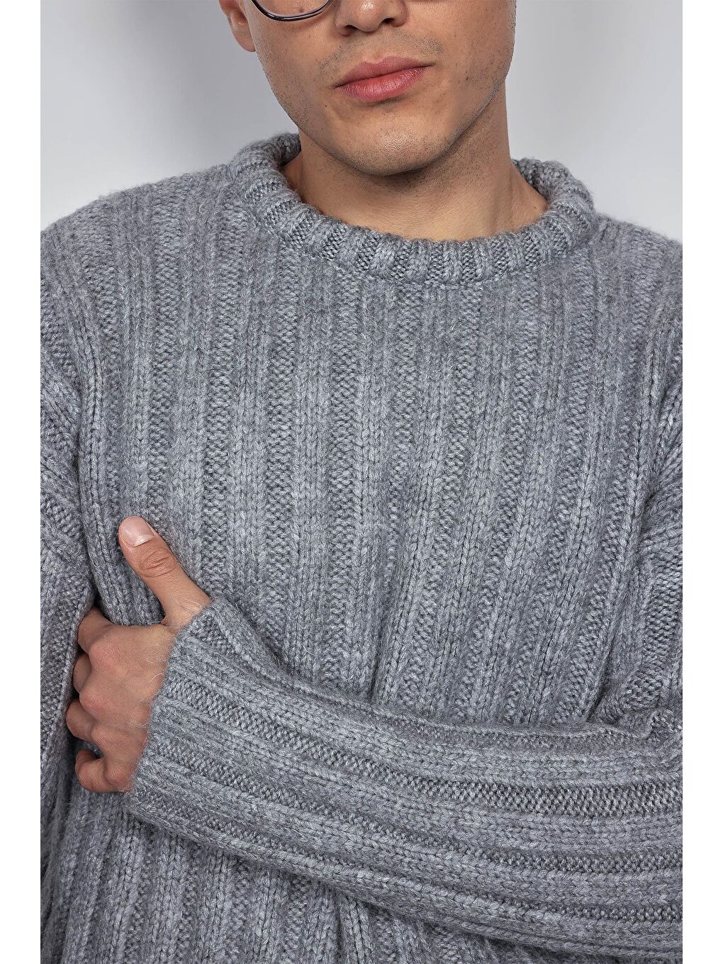 Erkek Oversize Kalın Fitilli Triko Kazak Gri-4