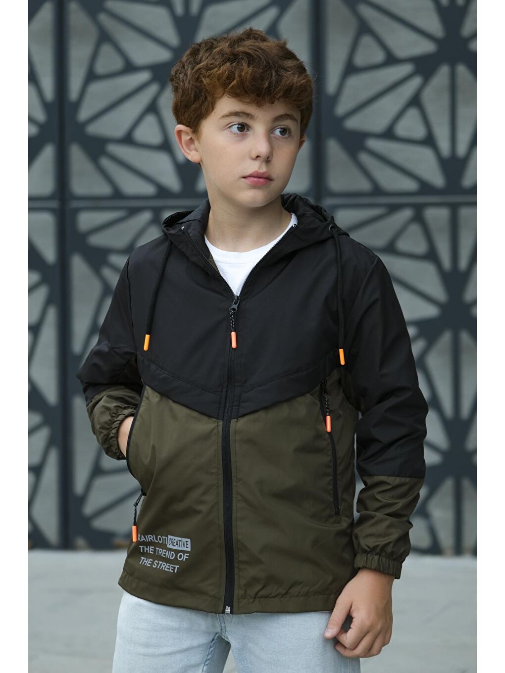 Haki Erkek Çocuk Kapüşonlu İki Renkli Mevsimlik Mont