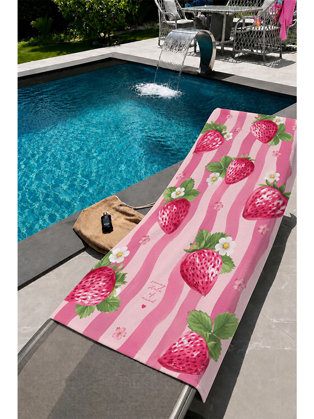 Mor Çilek Ve Pembe Şerit Desenli 70x150 Plaj Havlusu-1