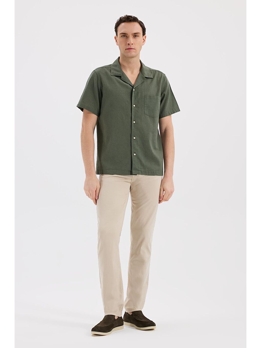 Haki  Comfort Fit Klasik Yaka Kısa Kol Gömlek-1