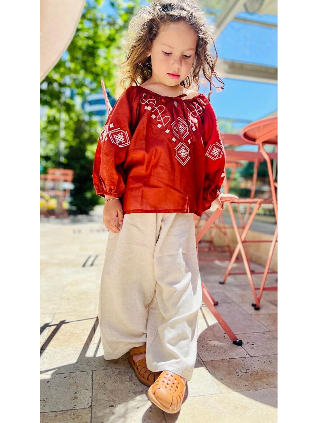 Kahverengi Kol Ve Ön Nakışlı Keten Pantolon Takım 2-7 Yaş Taba