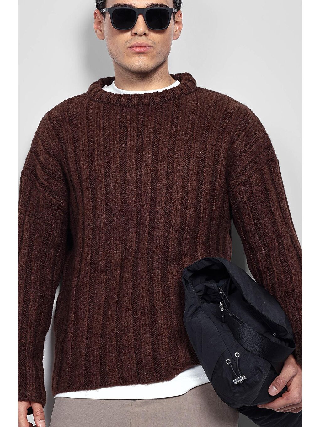 Kahverengi Erkek Oversize Kalın Fitilli Triko Kazak Kahve-3