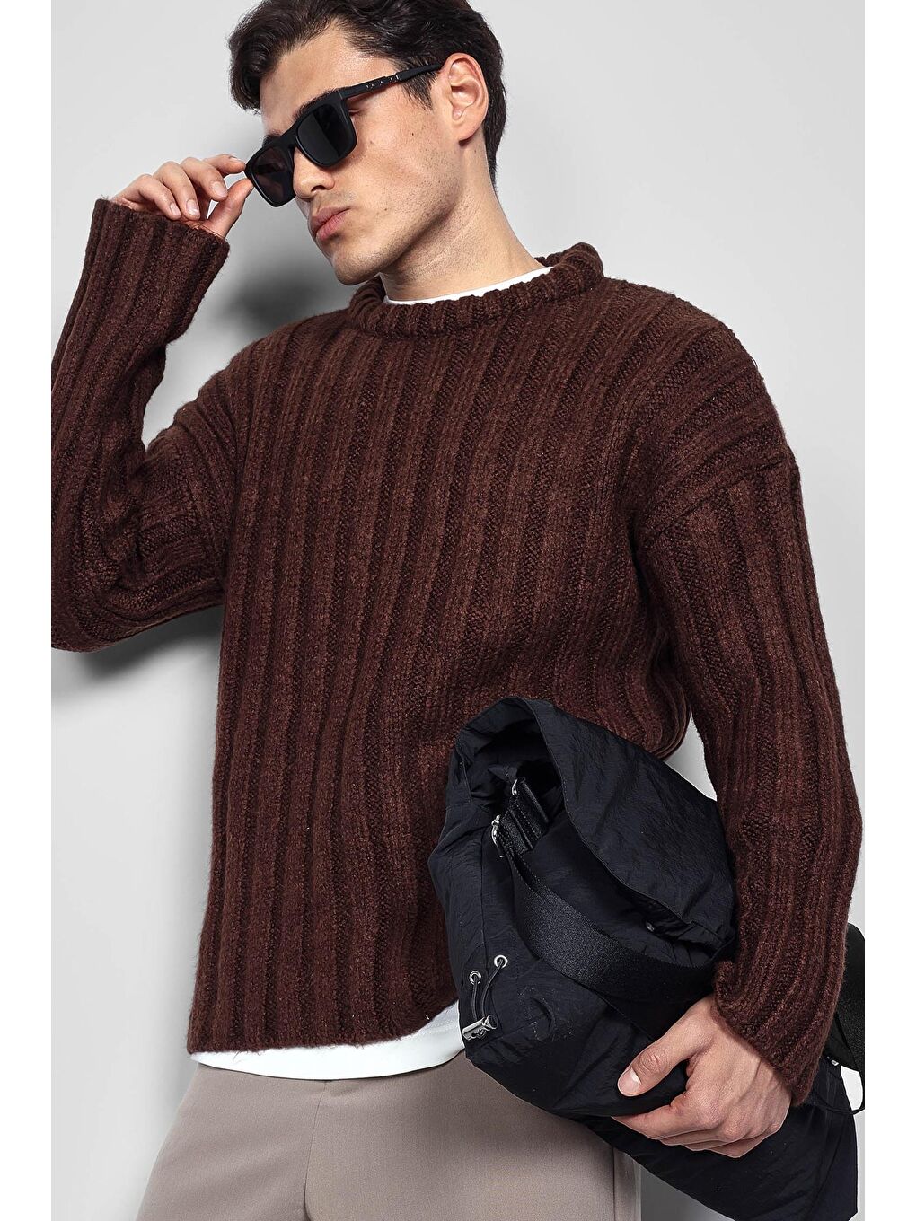 Kahverengi Erkek Oversize Kalın Fitilli Triko Kazak Kahve-5