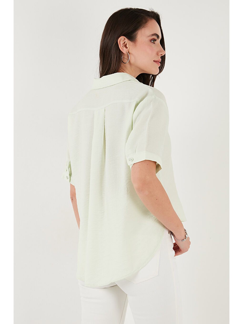 Yeşil Regular Fit Göğüs Cepli Kısa Kollu Kadın Gömlek 6779324-6