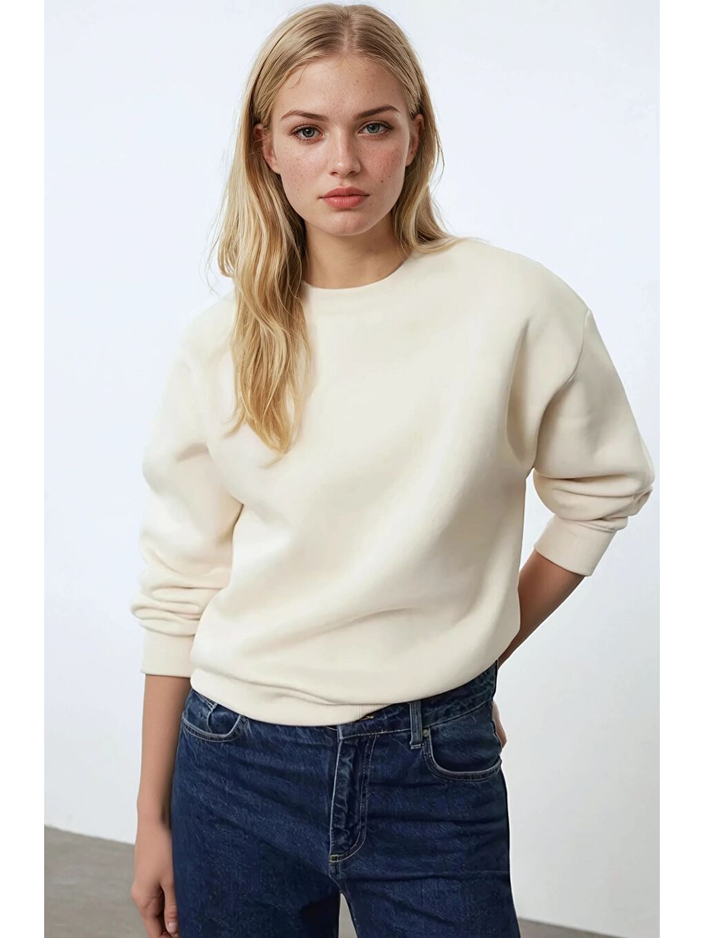 Basic Ekru Oversize Sweatshirt