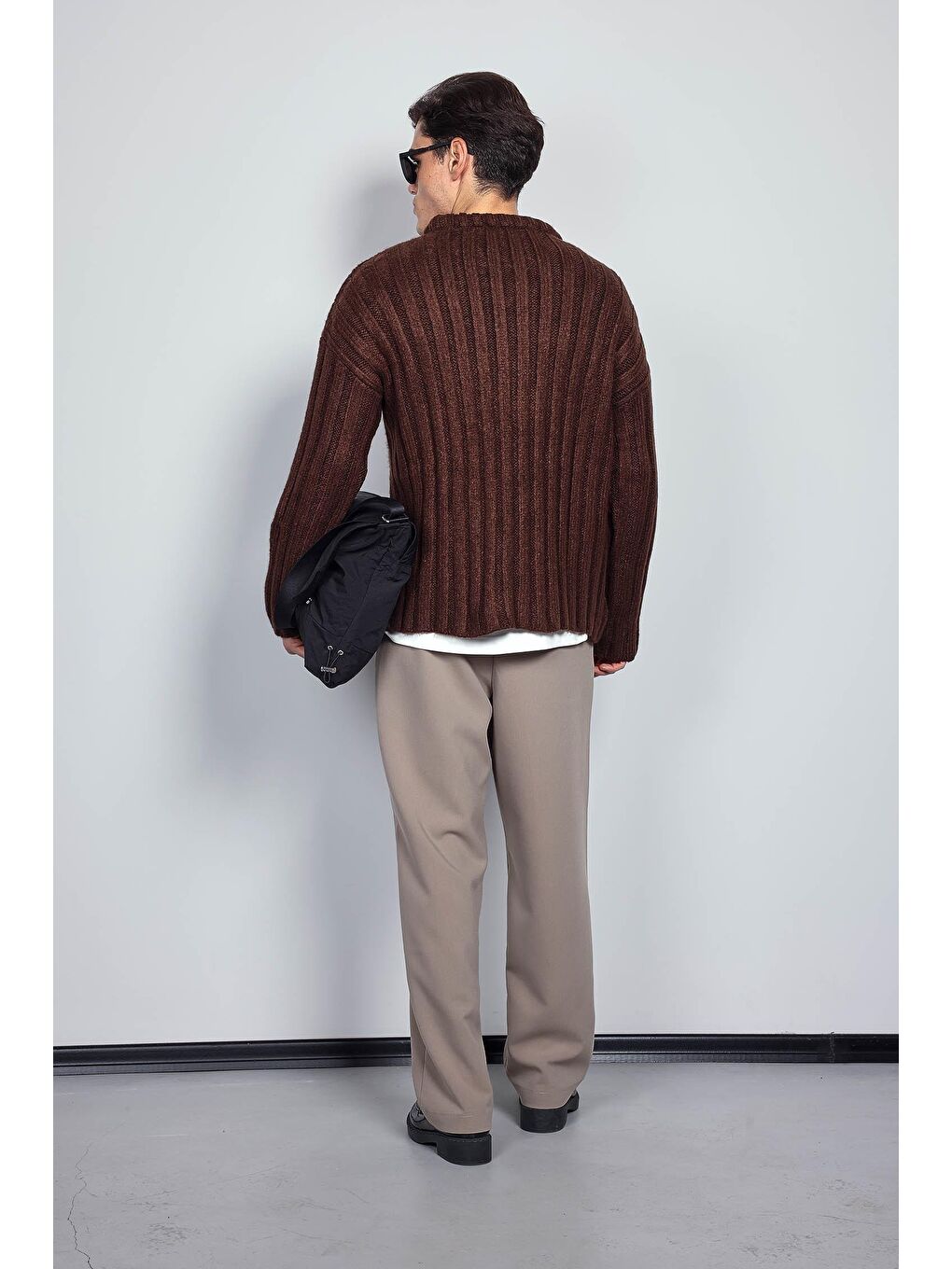 Kahverengi Erkek Oversize Kalın Fitilli Triko Kazak Kahve-11