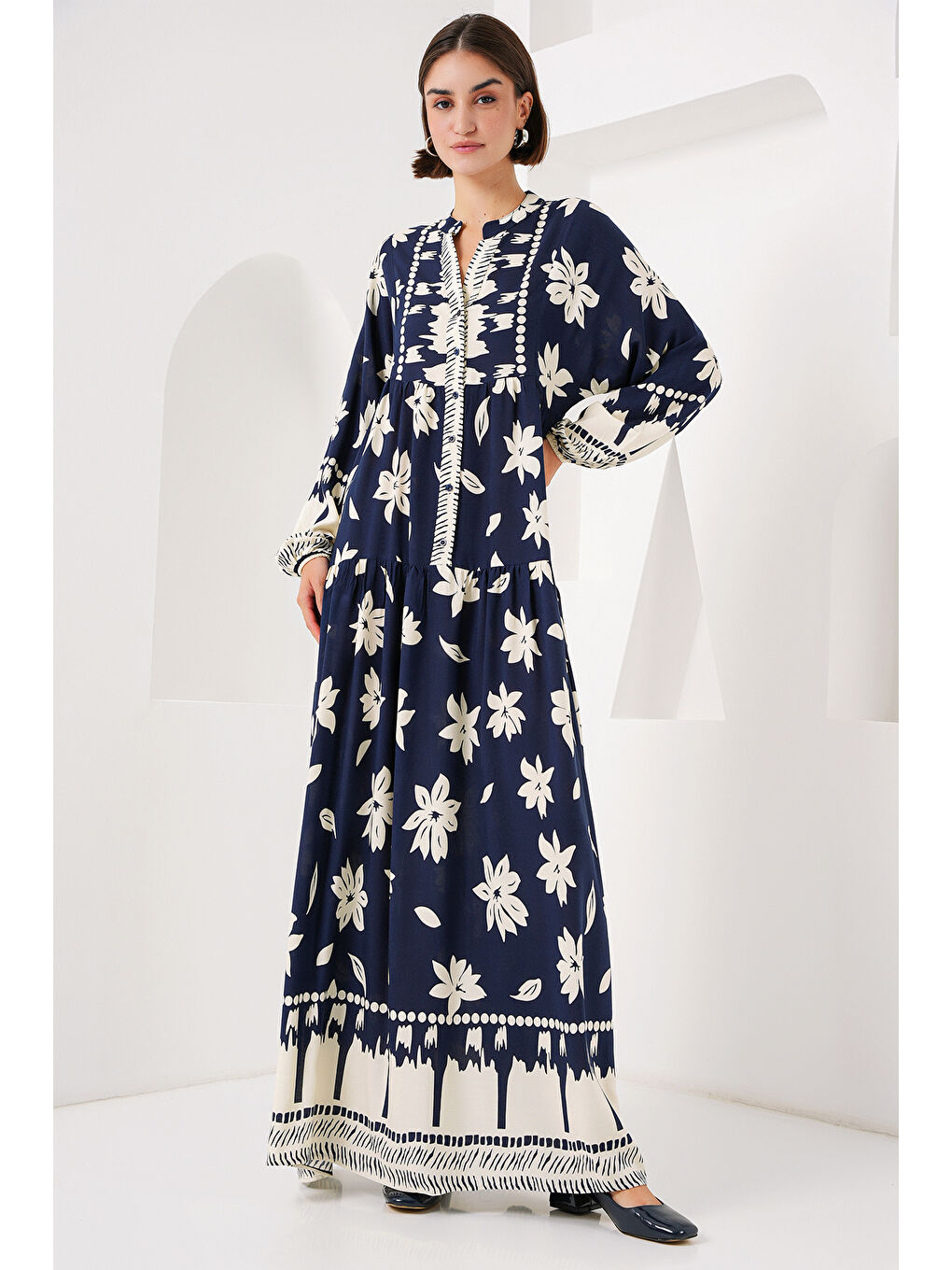 2423 Otantik Desenli Tesettür Elbise - L. Lacivert-1