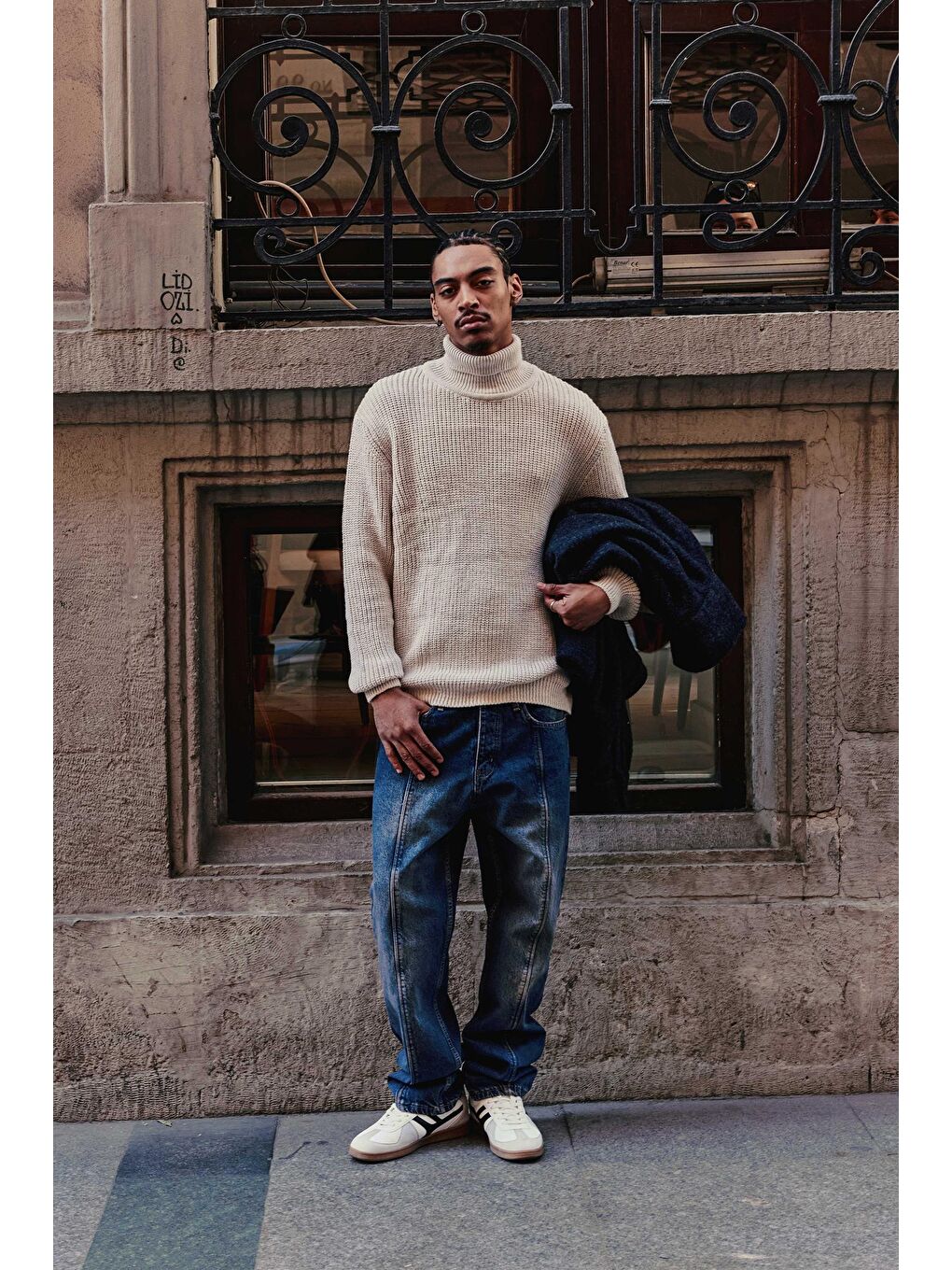 Erkek Oversize Balıkçı Yaka Boğazlı Kazak Bej-3