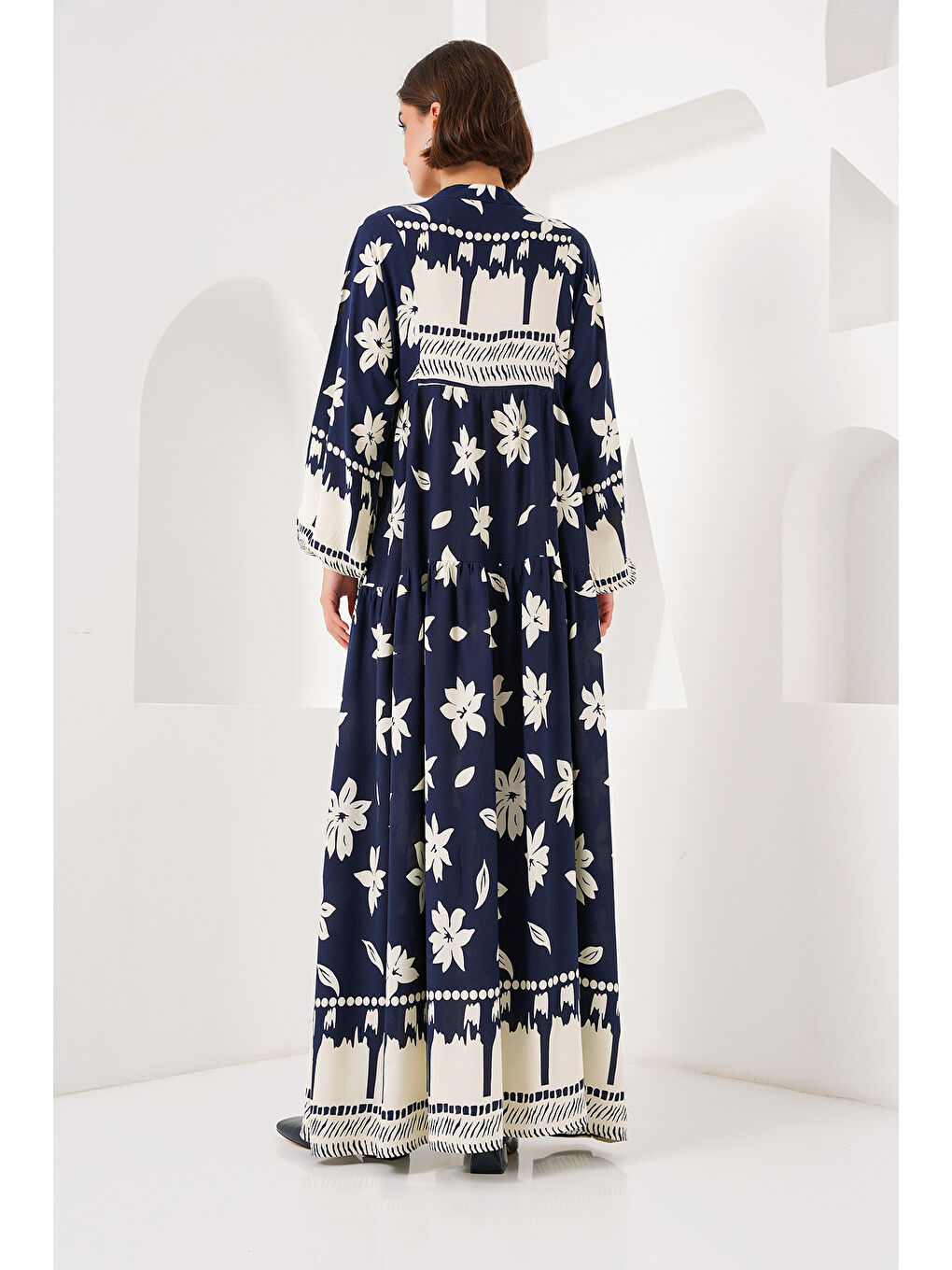 2423 Otantik Desenli Tesettür Elbise - L. Lacivert-4