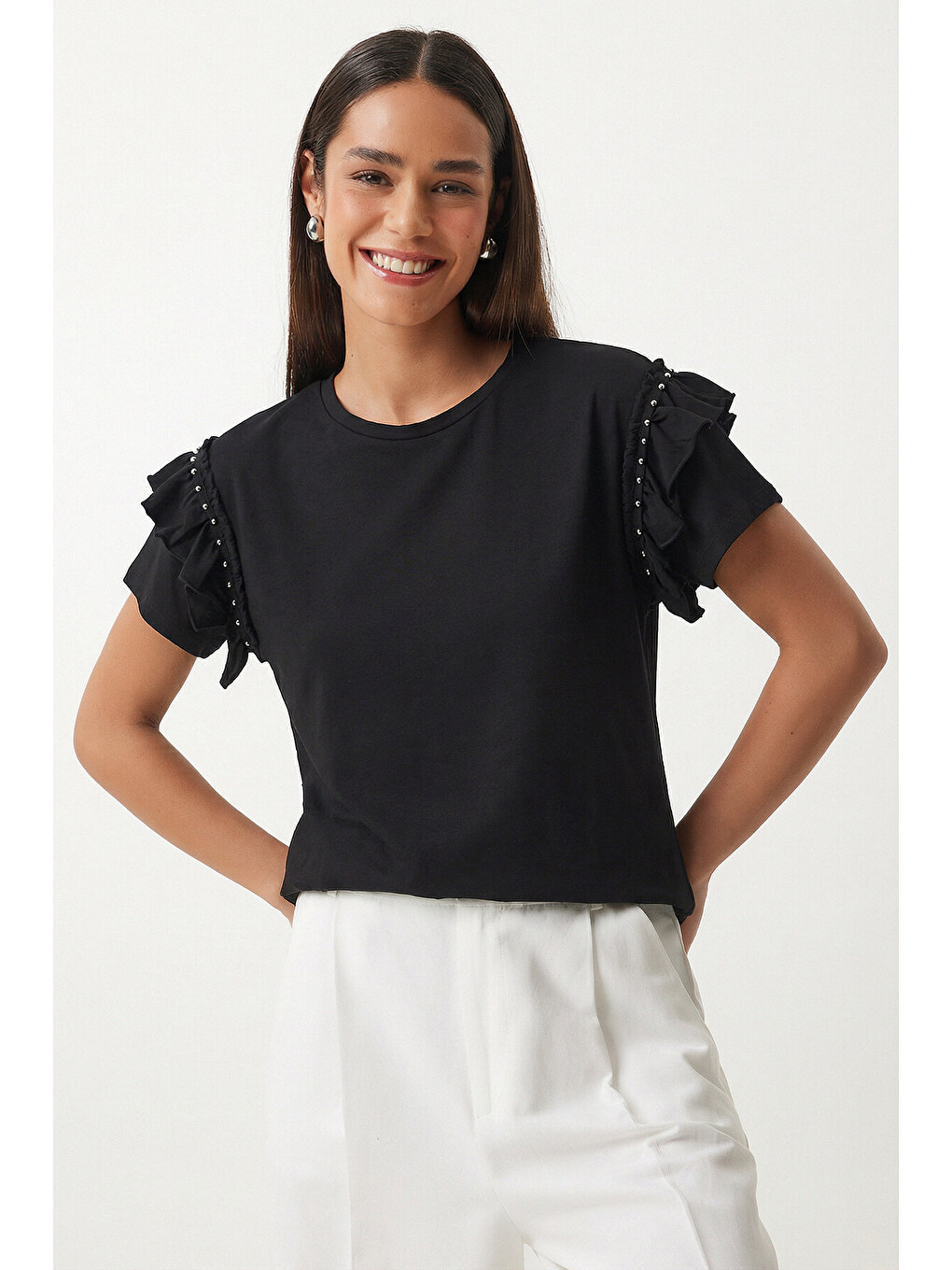 Siyah Volanlı Boncuk Detaylı Örme T-shirt SİYAH LEX0009-1