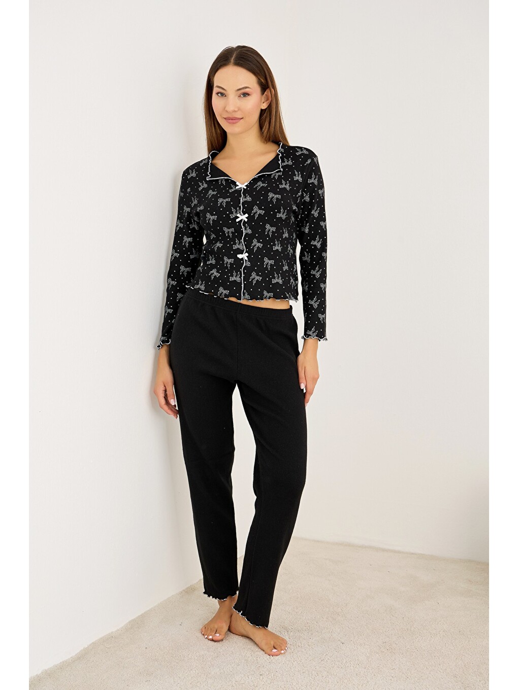 Siyah Fırçalı Soft Fitilli Kaşkorse Fiyonklu Pijama Takım 7947-2