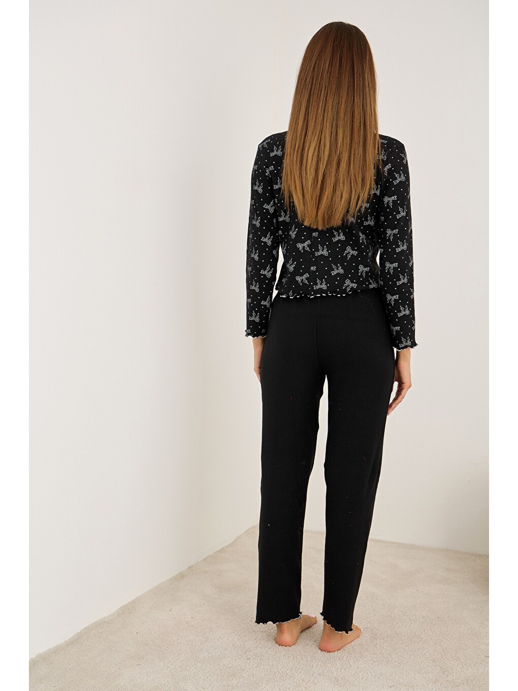 Siyah Fırçalı Soft Fitilli Kaşkorse Fiyonklu Pijama Takım 7947-3