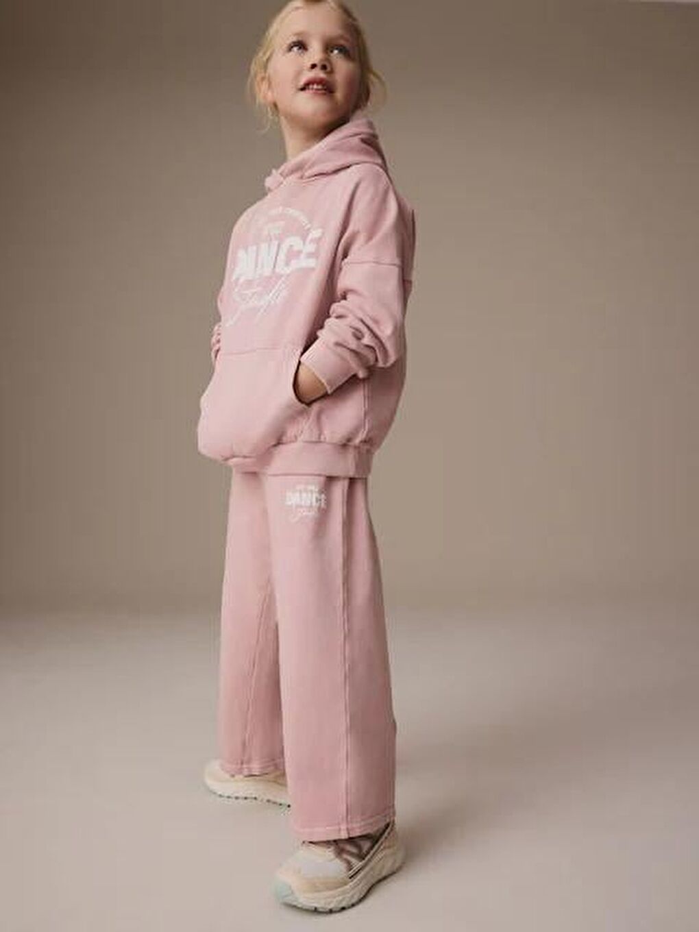 Pembe Kız Çocuk Pamuklu Kapüşonlu Dance Yazılı Sweatshirt Ve Geniş Paça Eşofman Altı Takım-3