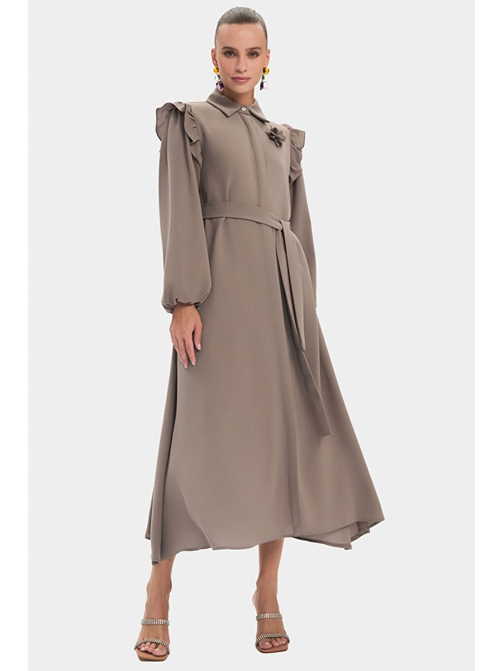 Bej Kadın Gömlek Yaka Balon Kol Fırfır Detaylı Elbise-1