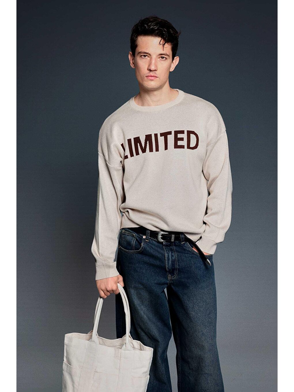 Bej Erkek Oversize Limıted Yazılı Triko Kazak Taş Rengi-1