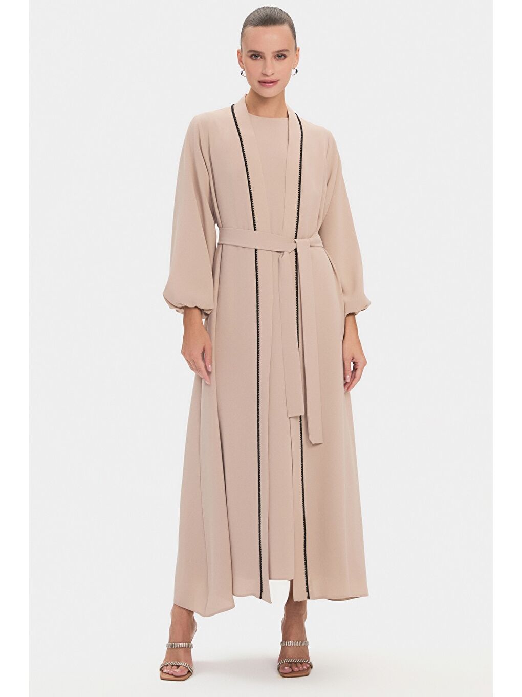 Bej Kadın Taş Detaylı Balon Kol Abaya