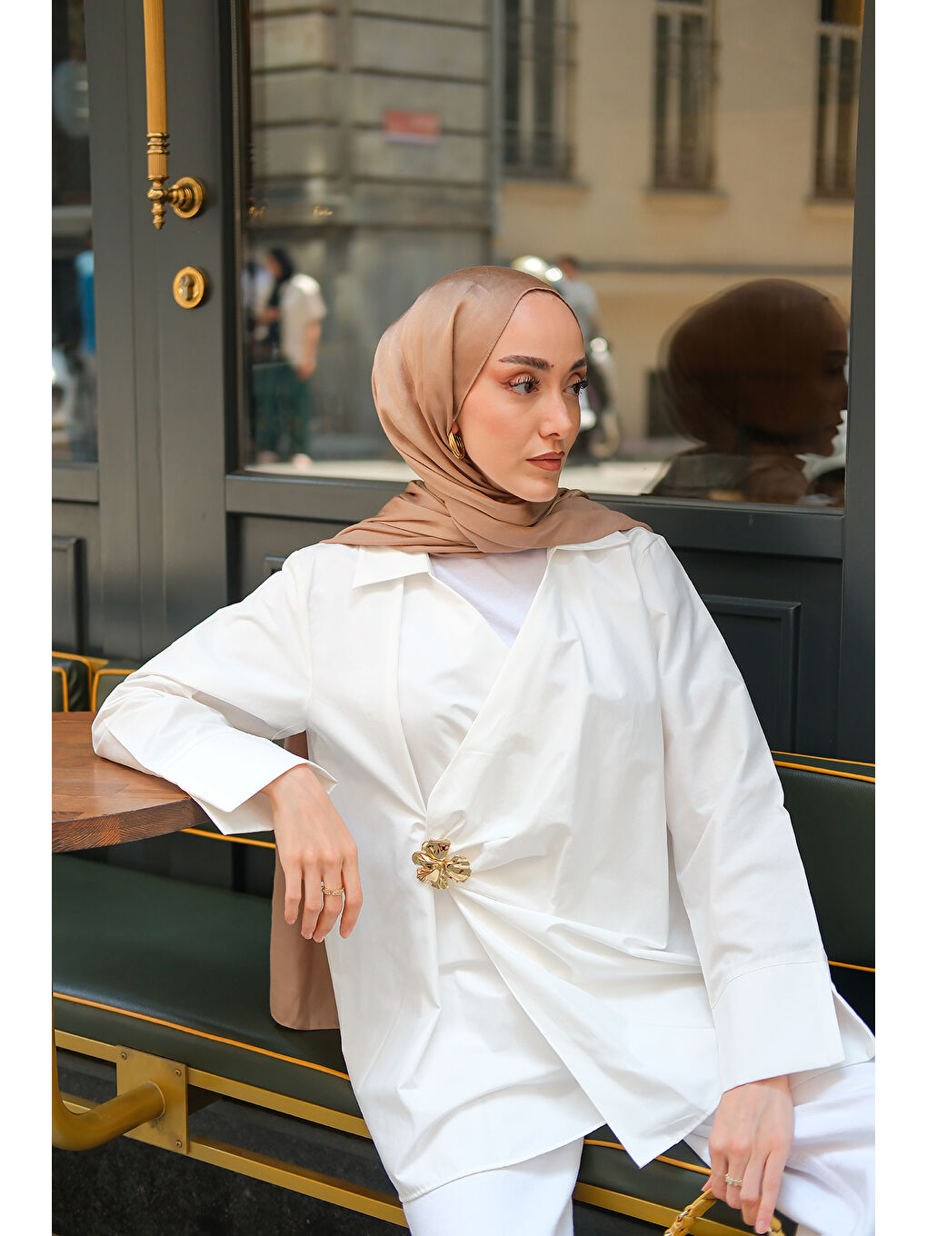 Kadın Broş Detay Poplin Gömlek Beyaz-1