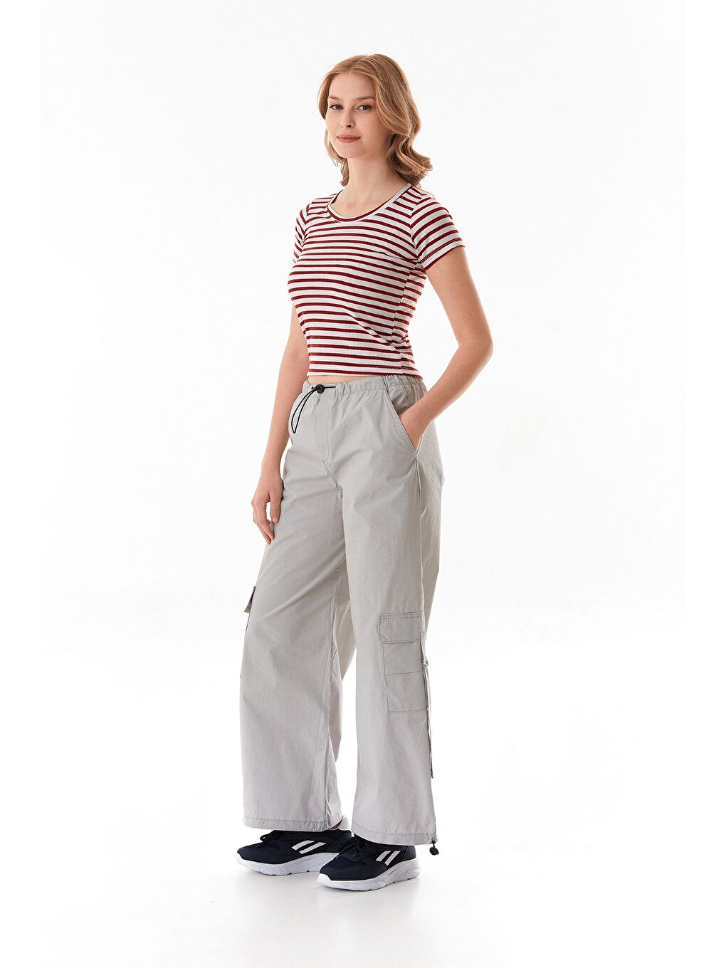 Bordo Çizgili Bisiklet Yaka Tişört-1