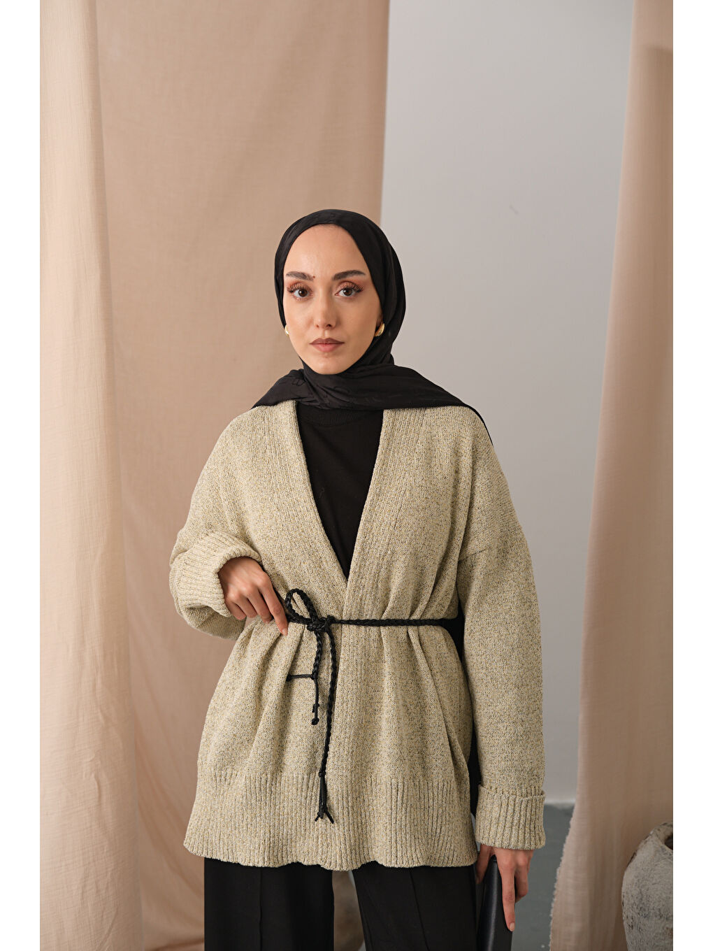 Ekru Kadın Örgü Detay Bel Bağlamalı Hırka Krem-1