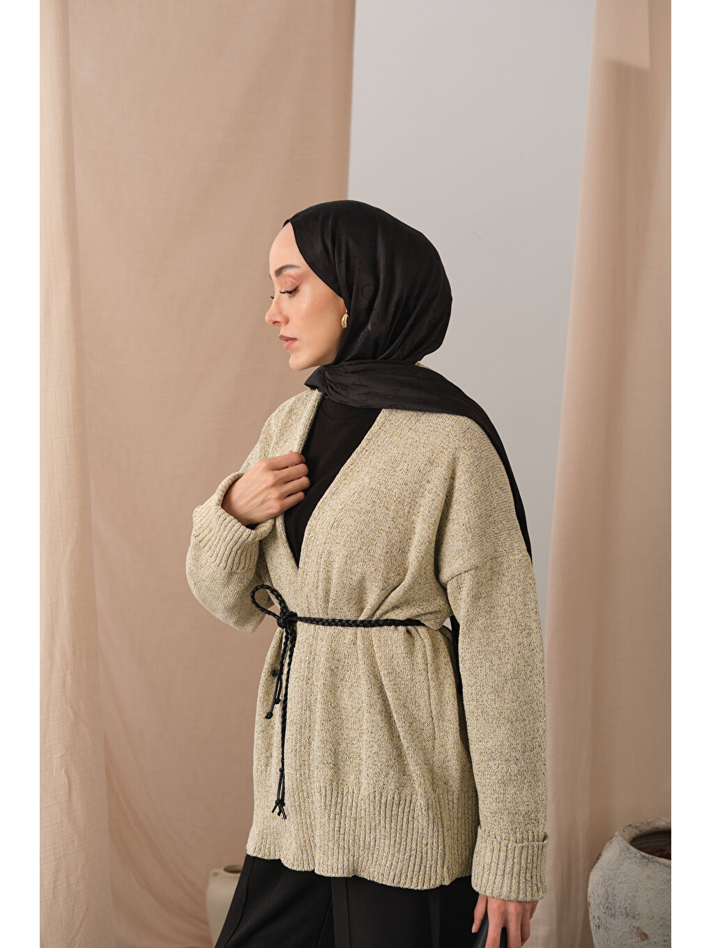 Ekru Kadın Örgü Detay Bel Bağlamalı Hırka Krem-2